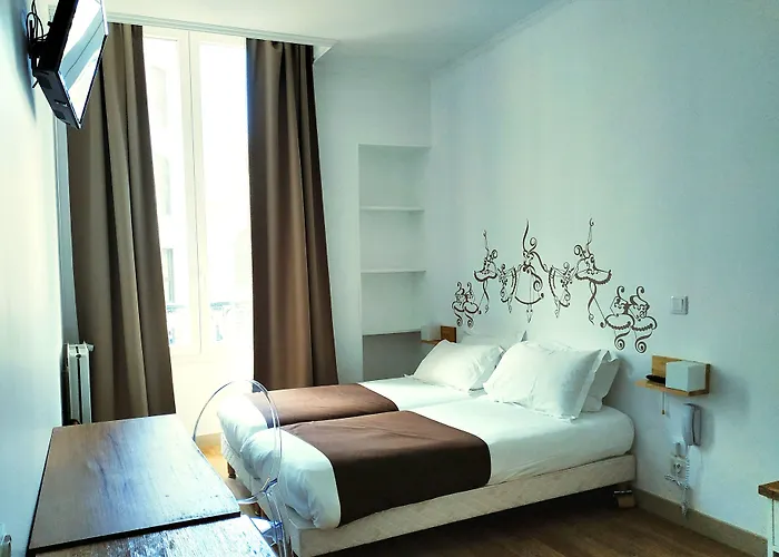 Korner Opera Hotel
