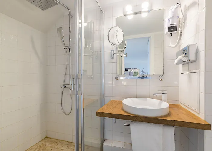 Отель Korner Opera Париж